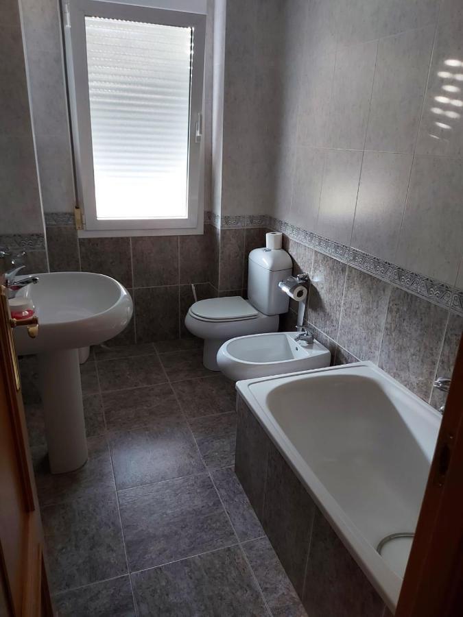 Hostal Linares Villanueva de Argano Exterior photo